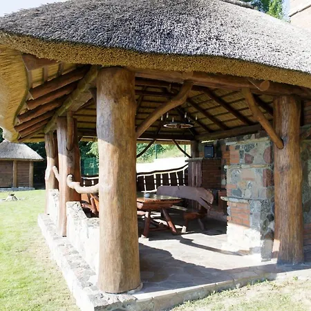 Dom Nad Jeziorem Z Sauna I Jacuzzi Ublik