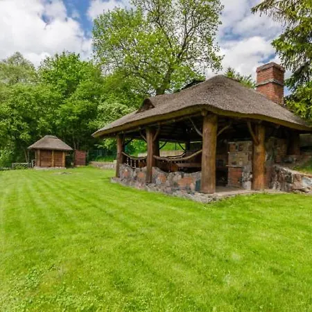 Dom Nad Jeziorem Z Sauna I Jacuzzi Casa de Férias *