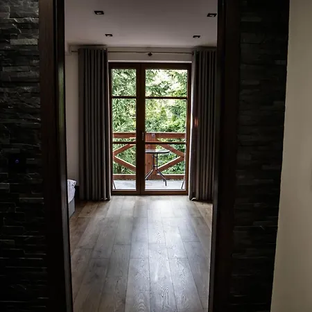 Дом отдыха Dom Nad Jeziorem Z Sauna I Jacuzzi *