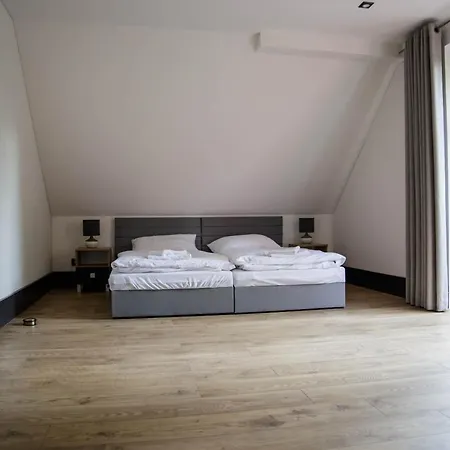 Dom Nad Jeziorem Z Sauna I Jacuzzi