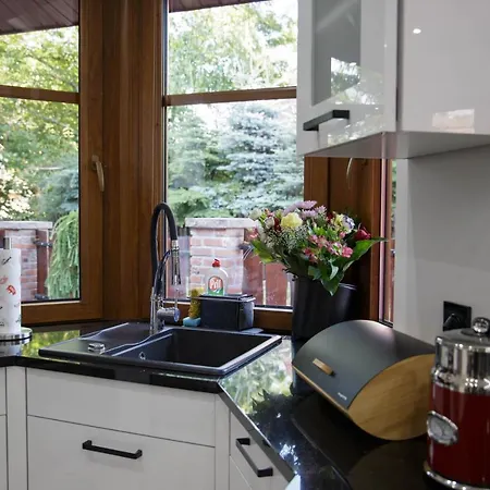 Nyaraló Dom Nad Jeziorem Z Sauna I Jacuzzi