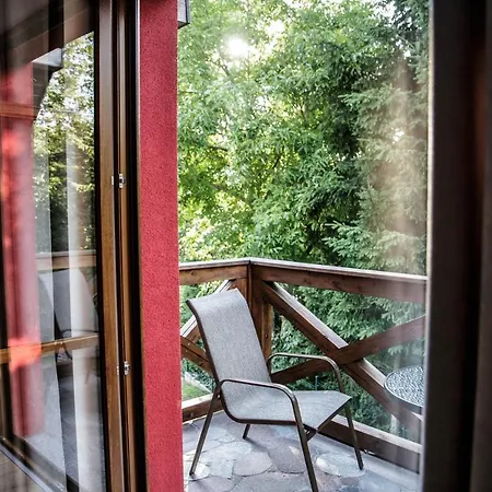 Dom Nad Jeziorem Z Sauna I Jacuzzi Ublik