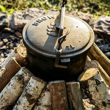 Dom Nad Jeziorem Z Sauna I Jacuzzi Casa de Férias Ublik
