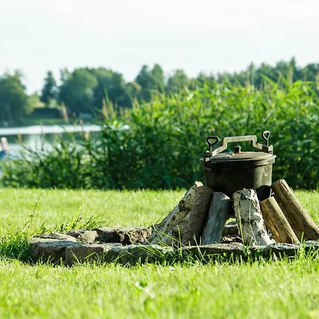 Dom Nad Jeziorem Z Sauna I Jacuzzi