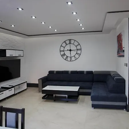 Dom Nad Jeziorem Z Sauna I Jacuzzi Ublik