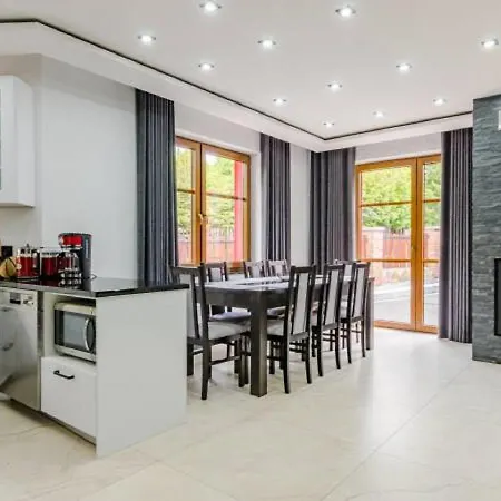 Casa de Férias Dom Nad Jeziorem Z Sauna I Jacuzzi *