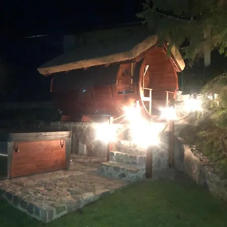 Nyaraló Dom Nad Jeziorem Z Sauna I Jacuzzi *